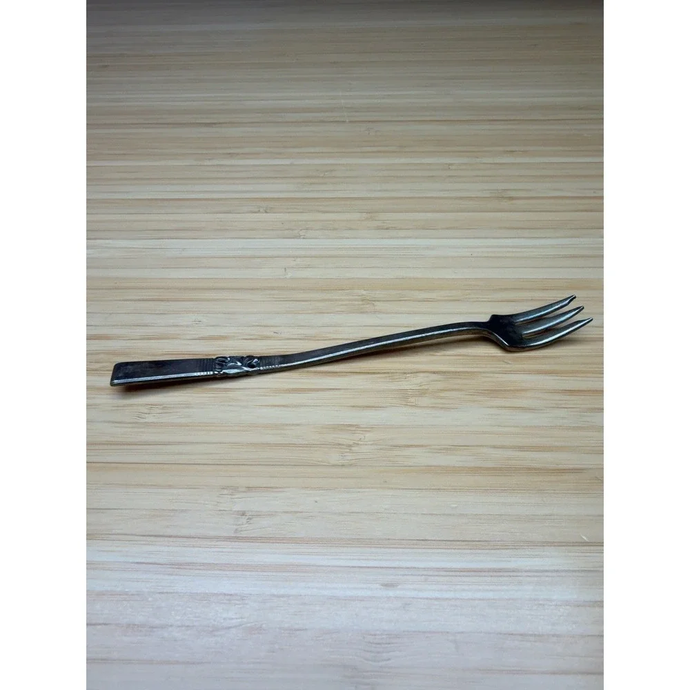 Vintage Community Silverplate Cocktail Pickle Fork 6